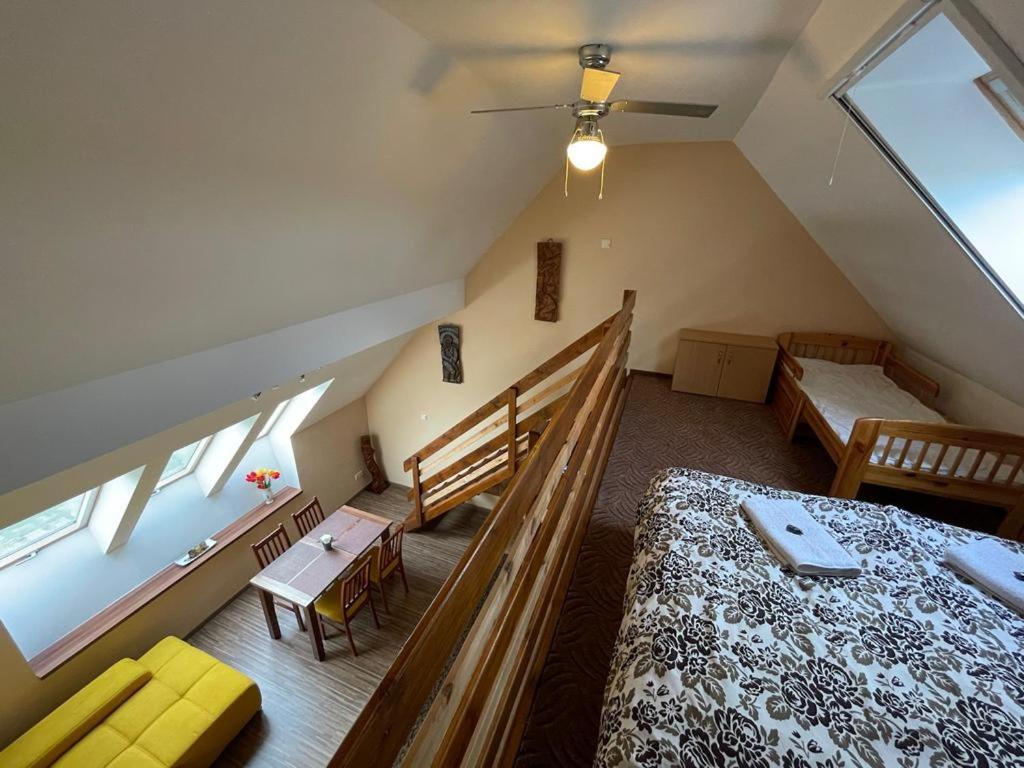 Gyulai Brill Apartman Buitenkant foto